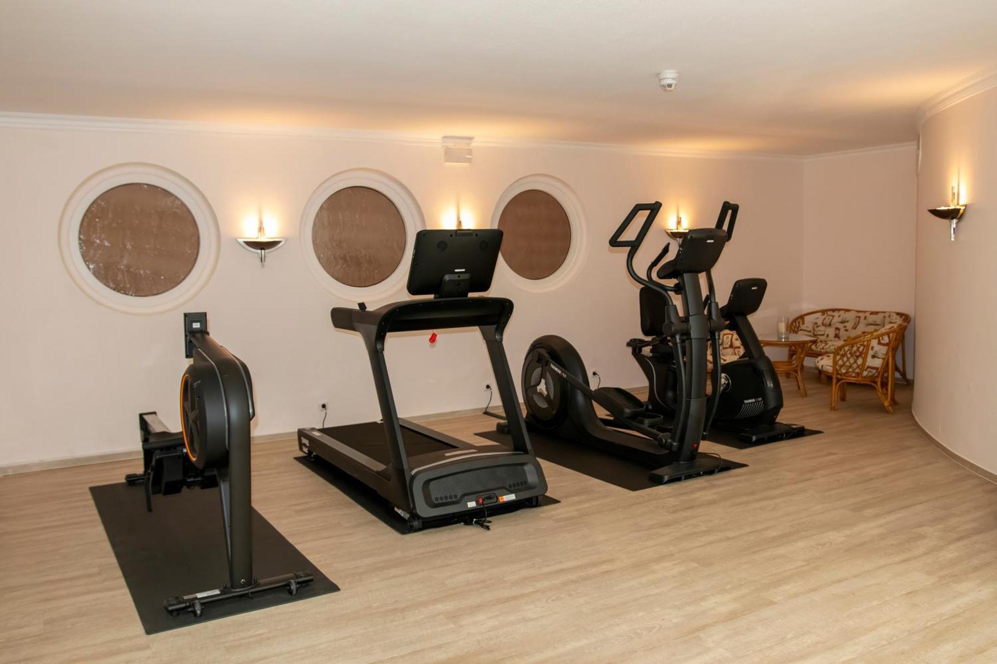 Golf- Und Wellnesshotel Amtsheide Bad Bevensen Exteriér fotografie